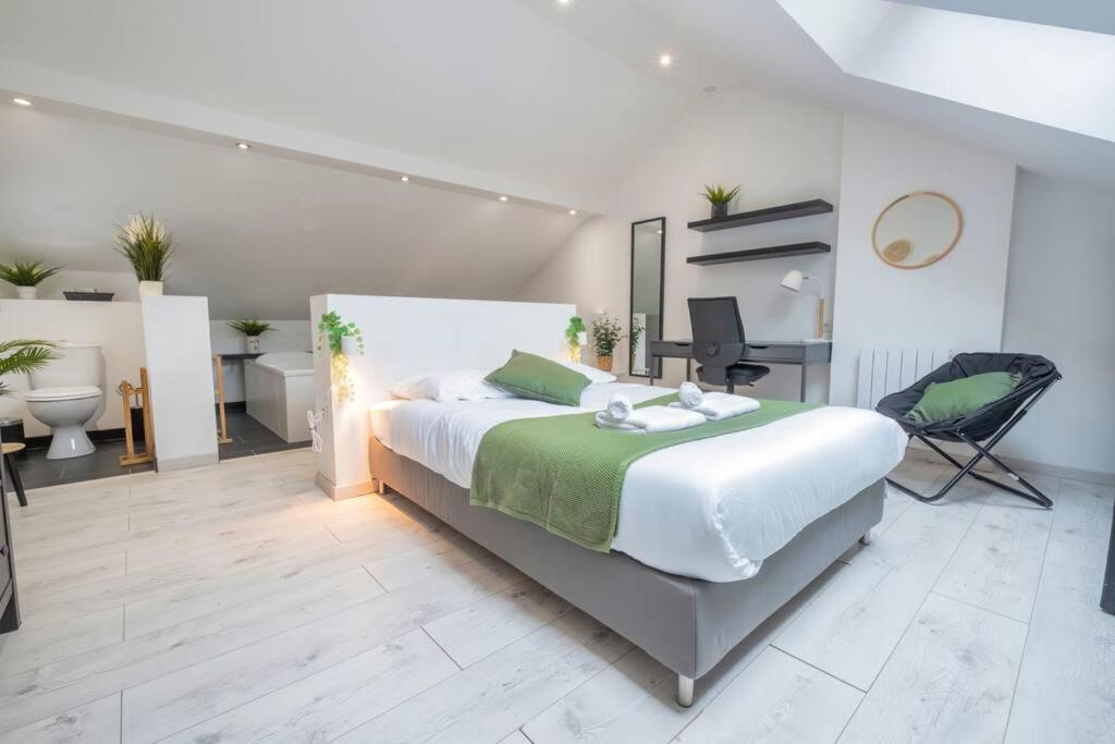 Silver Forest - Parking Prive Apartment *